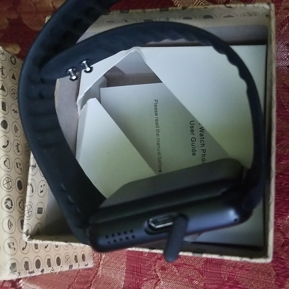 Sleek Programmable Black Smart watch - Picture 6 of 6